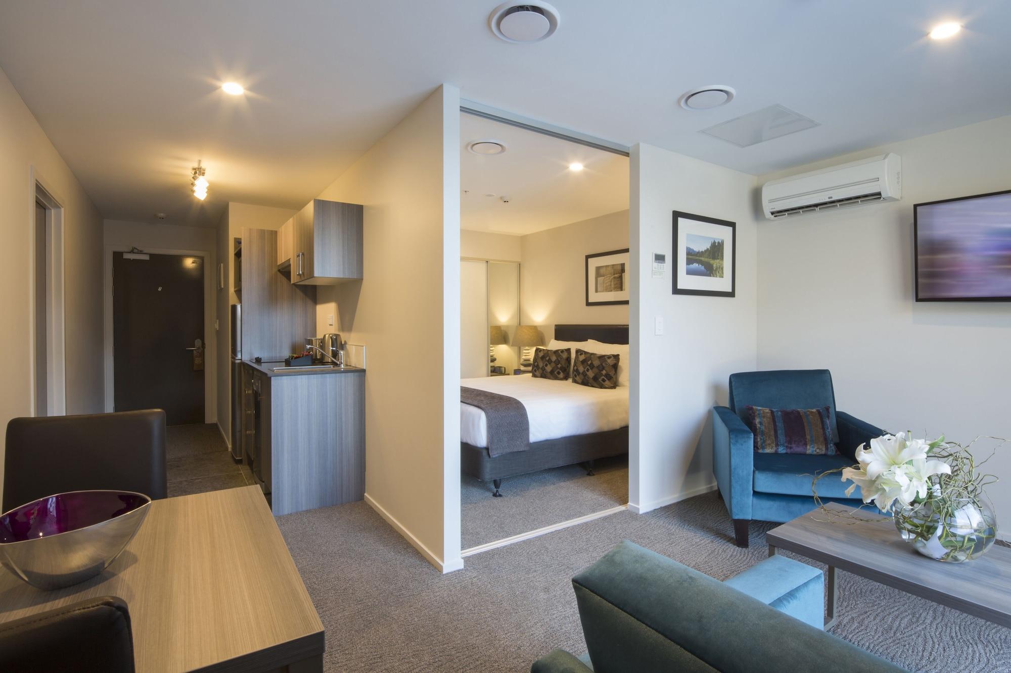 Ramada Suites By Wyndham Queenstown Remarkables Park Extérieur photo