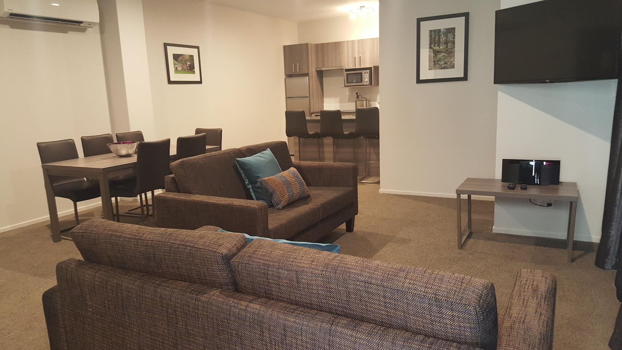 Ramada Suites By Wyndham Queenstown Remarkables Park Extérieur photo